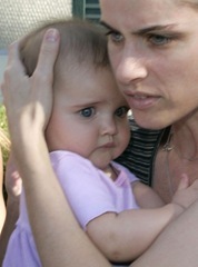 amanda_peet_092707_01